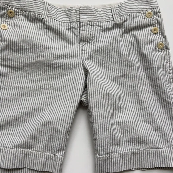 Striped Gap Maternity Cotton Blend Women’s Shorts - White & Gray - Picture 2 of 5